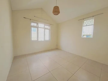 Maison de 4 Chambres