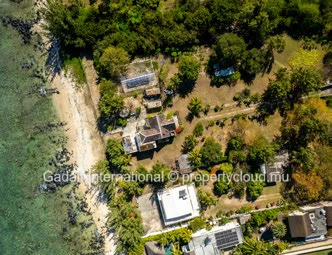 High-end apartment with sea view | Tamarin Living