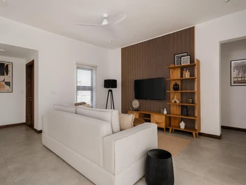 4 Bedroom Villa