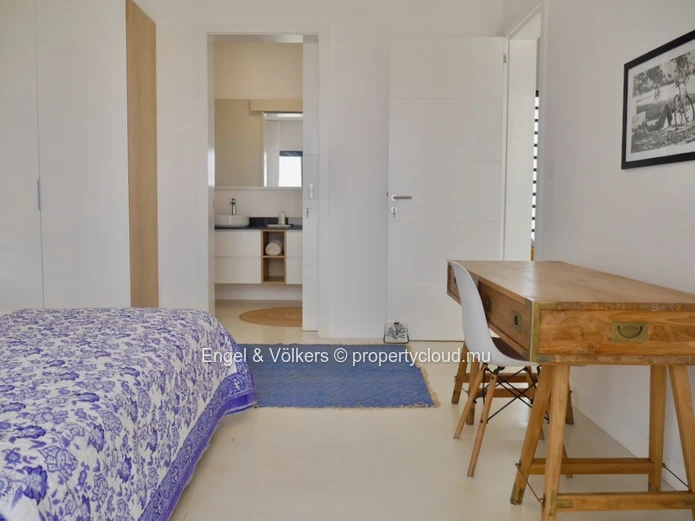Stunning 3-Bedroom Stand-Alone Villa with Ocean Views in a Smart City