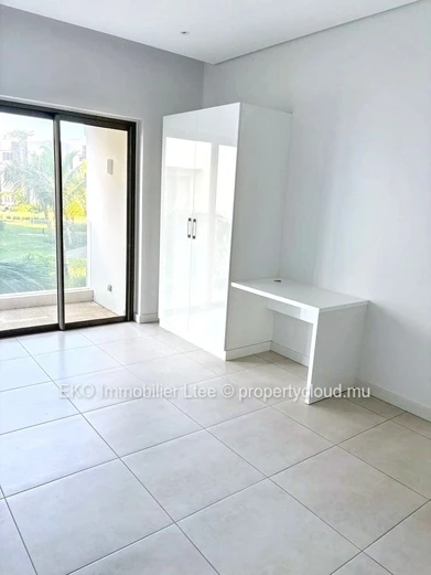 Luxurious 2-Bedroom Apartment in Grand Baie with Pool Access