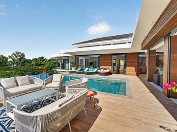 4 Bedroom Villa