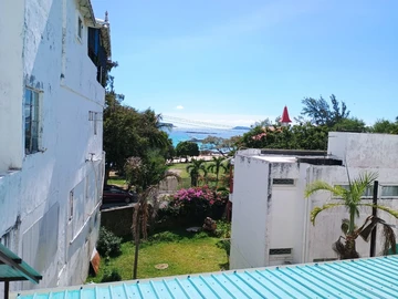 6 Bedroom Apartment