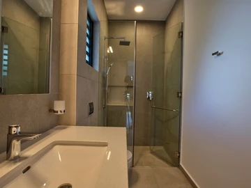 4 Bedroom Apartment