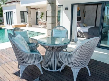 4 Bedroom Villa