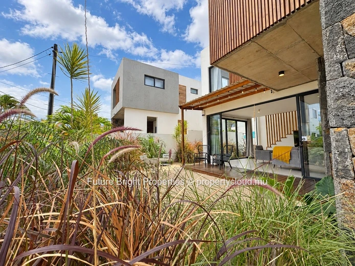 Maison contemporaine — Design, confort & potentiel locatif