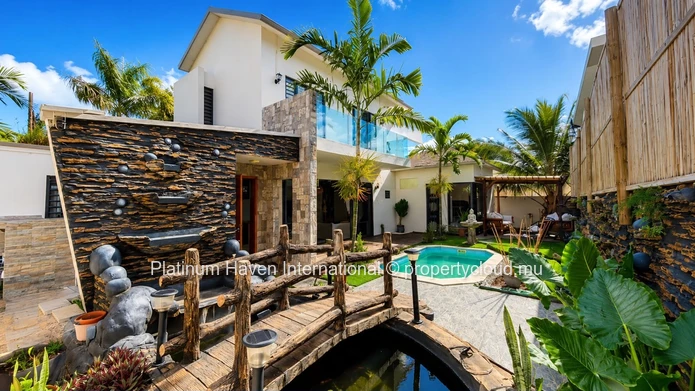 Exclusivity ?? Modern Villa For Sale In Tamarin