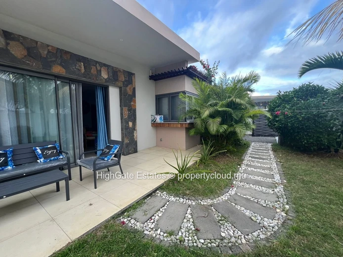 3 Bedrooms Villa For Rent In Private Compound