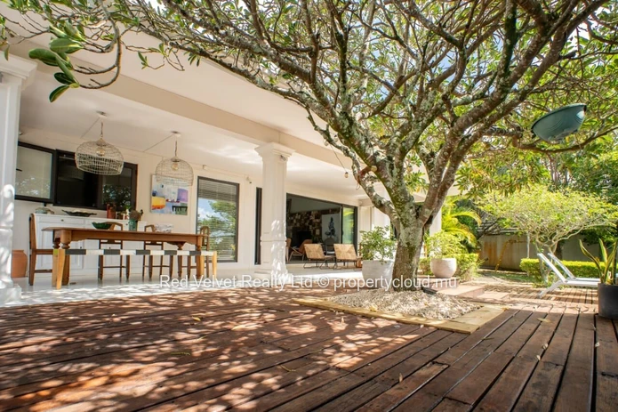 Villa de luxe 4 chambres avec piscine sur 1 332 m² de terrain – Mont Piton, Mapou | Rs 29M