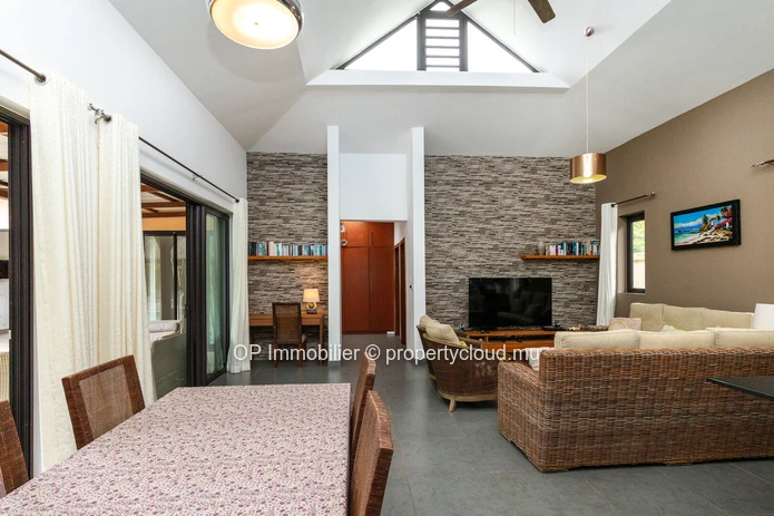 Maison 3 chambres avec piscine à vendre à Cap Malheureux (Mandat exclusif)