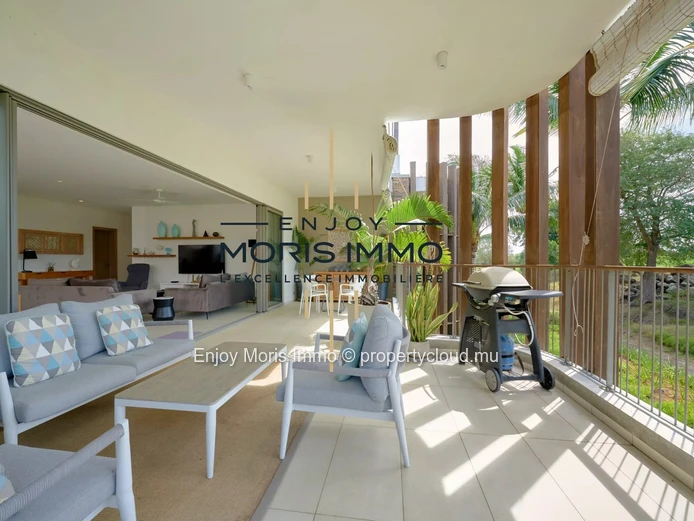 Apartment for sale – Mont Choisy Golf – Mauritius – Golf view – 2 bedrooms – Luxury Residence