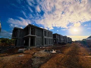 4 Bedroom Apartment