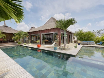 4 Bedroom Villa