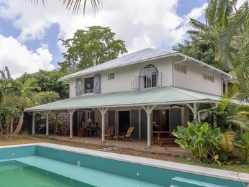 4 Bedroom Villa