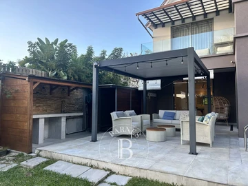 4 Bedroom Apartment