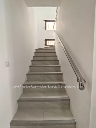 Duplex 3 chambres à Grand Baie | Résidence Beverly Hills | Entièrement meublé | Neuf | Rs 50,000