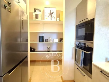 4 Bedroom Apartment