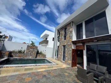 4 Bedroom Villa