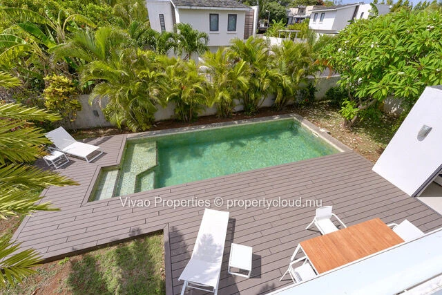 Furnished 4-bedroom villa with pool for rent in Trou aux Biches