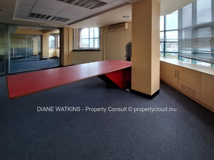 Office Space for Sale – 8th Floor in Port Louis
