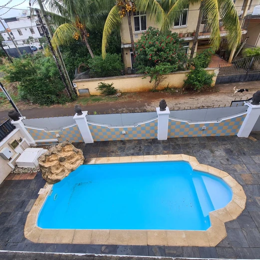 Bel appartement en premier etage à louer à Pointe aux Biches