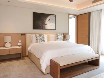 6 Bedroom Villa