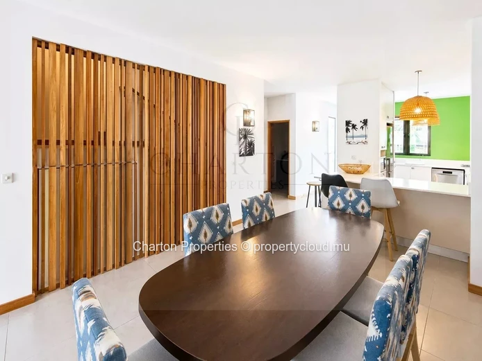 Triplex de 3 chambres au cœur de Péreybère, entre élégance tropicale et art de vivre mauricien