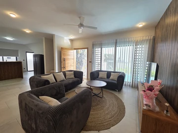 4 Bedroom Townhouse, Duplex