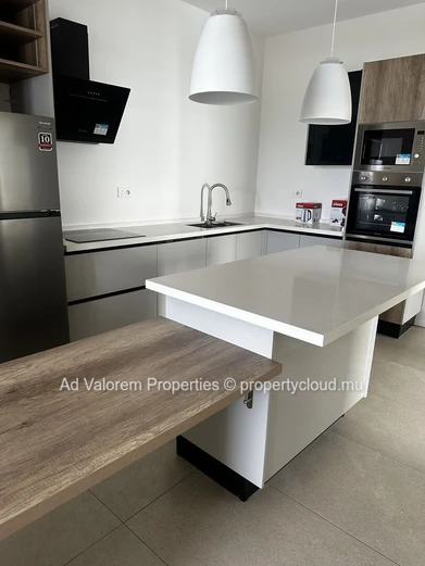 Brand-New Apartment with Sea View & Rooftop – First Floor in Flic-en-Flac