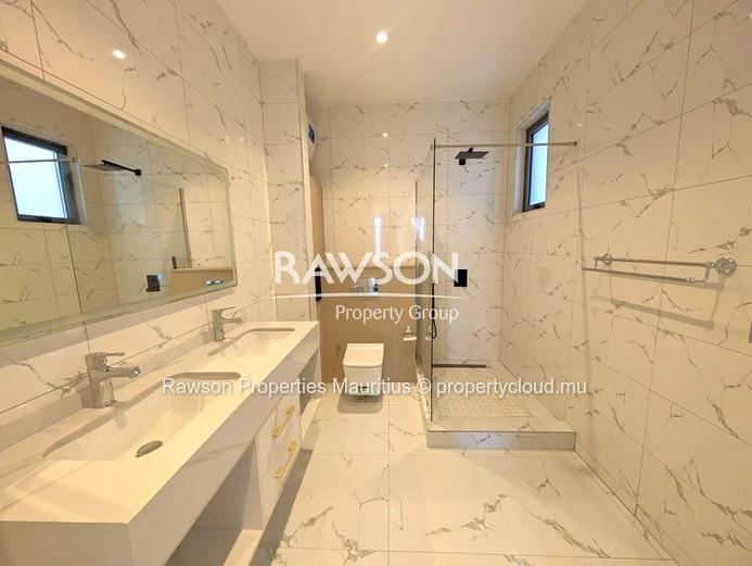Appartement Rez-De-Chaussée À Pereybere | Neuf Et Entièrement Meublé | 150 M² | Cadre Côtier