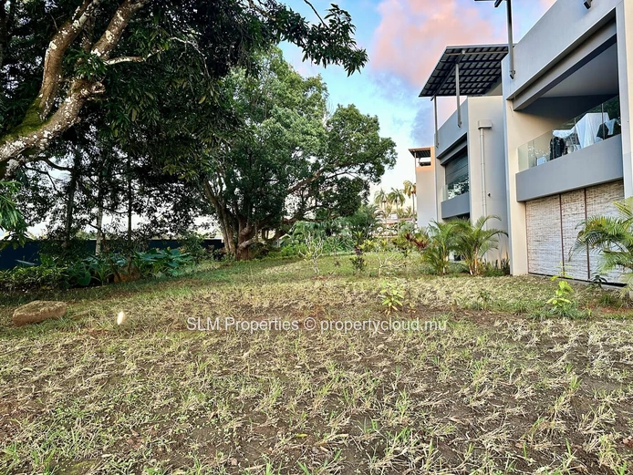 Appartement moderne de 3 chambres au rez-de-chaussée à vendre à Moka