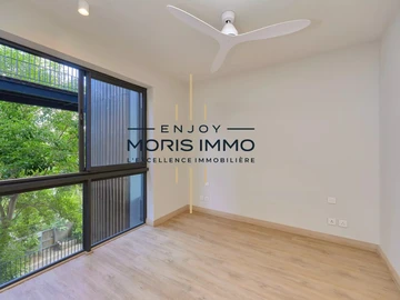 4 Bedroom Apartment