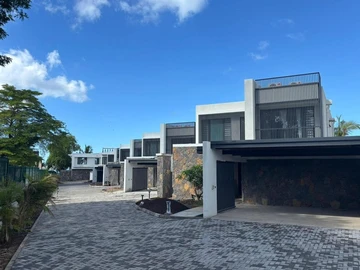 4 Bedroom Villa