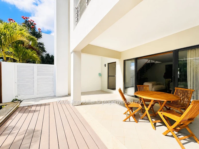 Contemporary Duplex In The Heart Of Grand Baie