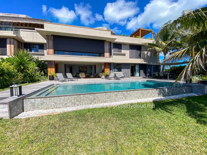 PEREYBERE - Exceptional luxury short-term beachfront rental (price per night)