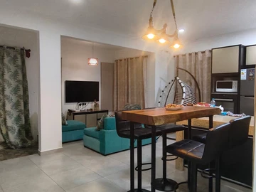 4 Bedroom Villa