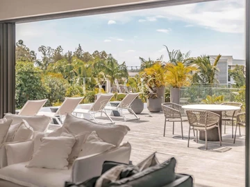4 Bedroom Villa