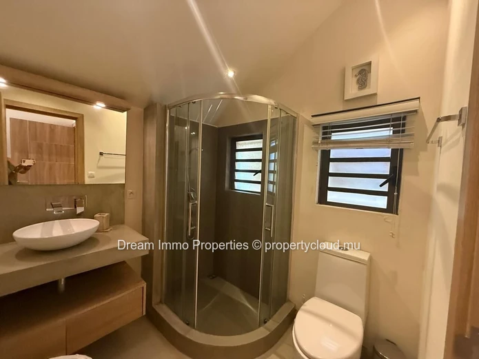 Belle villa moderne de 2 chambres au Clos du Littoral à Grand Baie – Ile Maurice