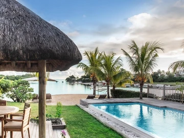 5 Bedroom Villa