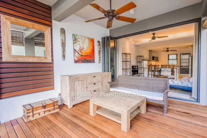For sale, lovely waterfront duplex in the only residential marina of Mauritius, in Black River
