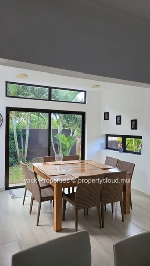 Villa RES à Vendre à Pointe aux Piments – 3 Chambres en Suite