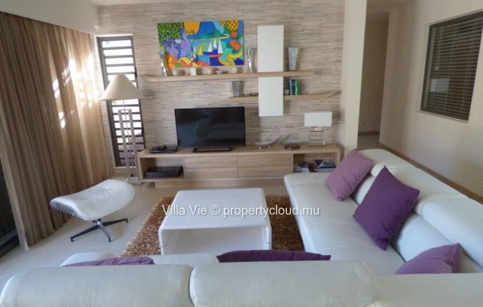 Grand Baie - Modern 3-bedroom villa