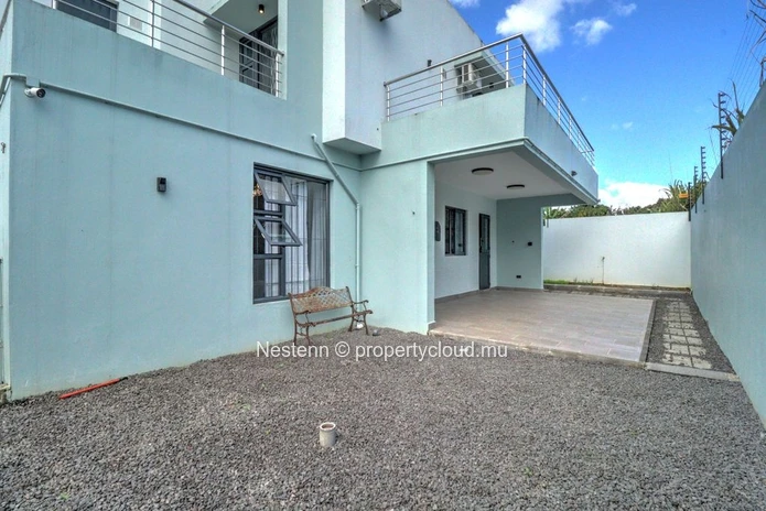 Maison entièrement meublée à vendre 