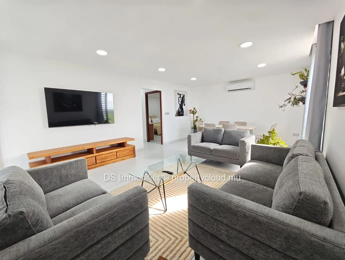 Penthouse De 3 Chambres Avec Vue Mer À Louer À Pereybere - Nord