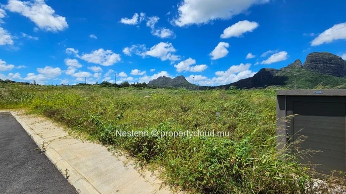 Joli terrain de 513m2