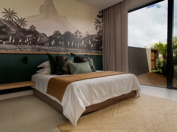 5 Bedroom Villa