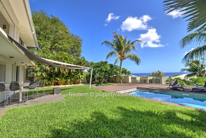Fantastique villa de 5 chambres avec vue panoramique sur la mer 