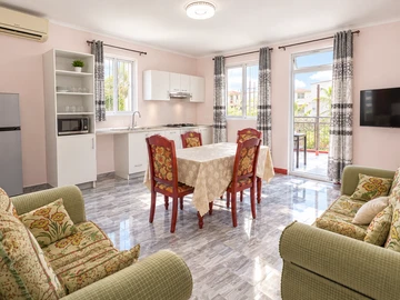 2 Bedroom Apartment