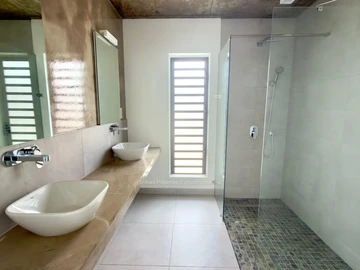 3 Bedroom Villa
