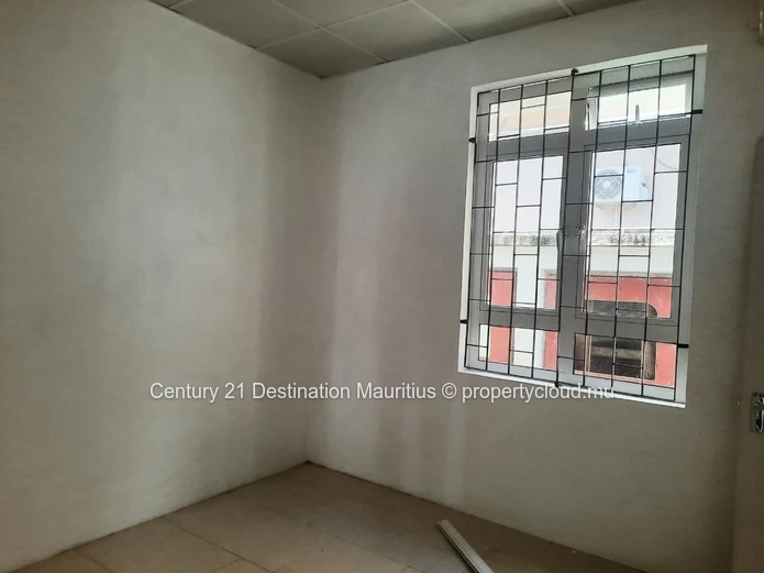 Ground Floor Commercial/Office Space With Frontage On Royal Road.